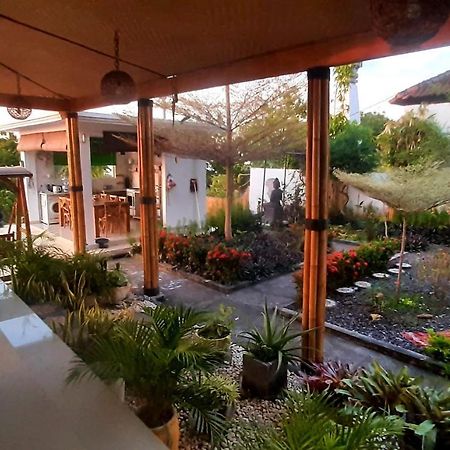 Cantik Villa Lovina Екстериор снимка