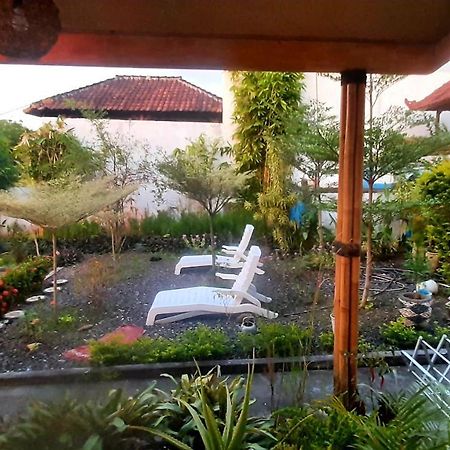Cantik Villa Lovina Екстериор снимка