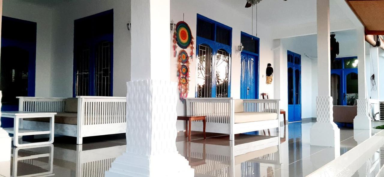 Cantik Villa Lovina Екстериор снимка
