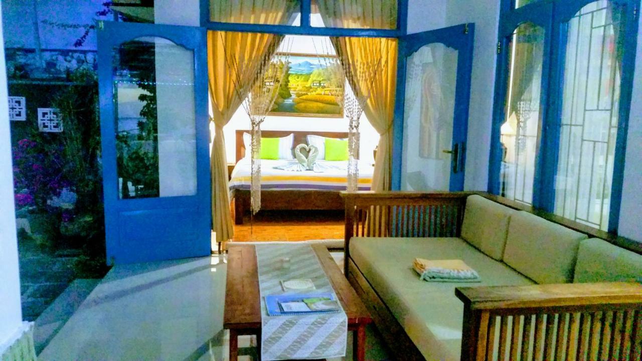 Cantik Villa Lovina Екстериор снимка